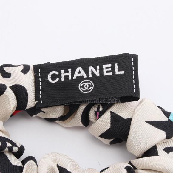 CHANEL Black Scrunchie - Picture 3 of 4